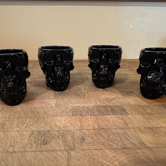 Crystal Head Onyx Shot Glasses - Picture 1 of 4